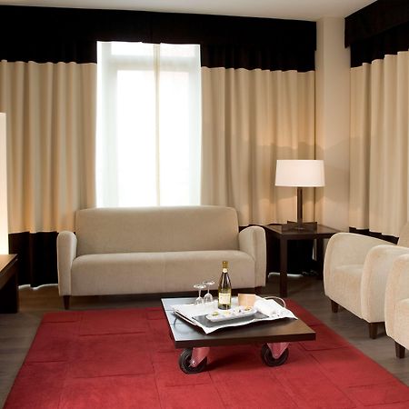 Nh Valladolid Balago Екстер'єр фото