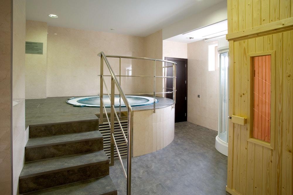 Nh Valladolid Balago Екстер'єр фото