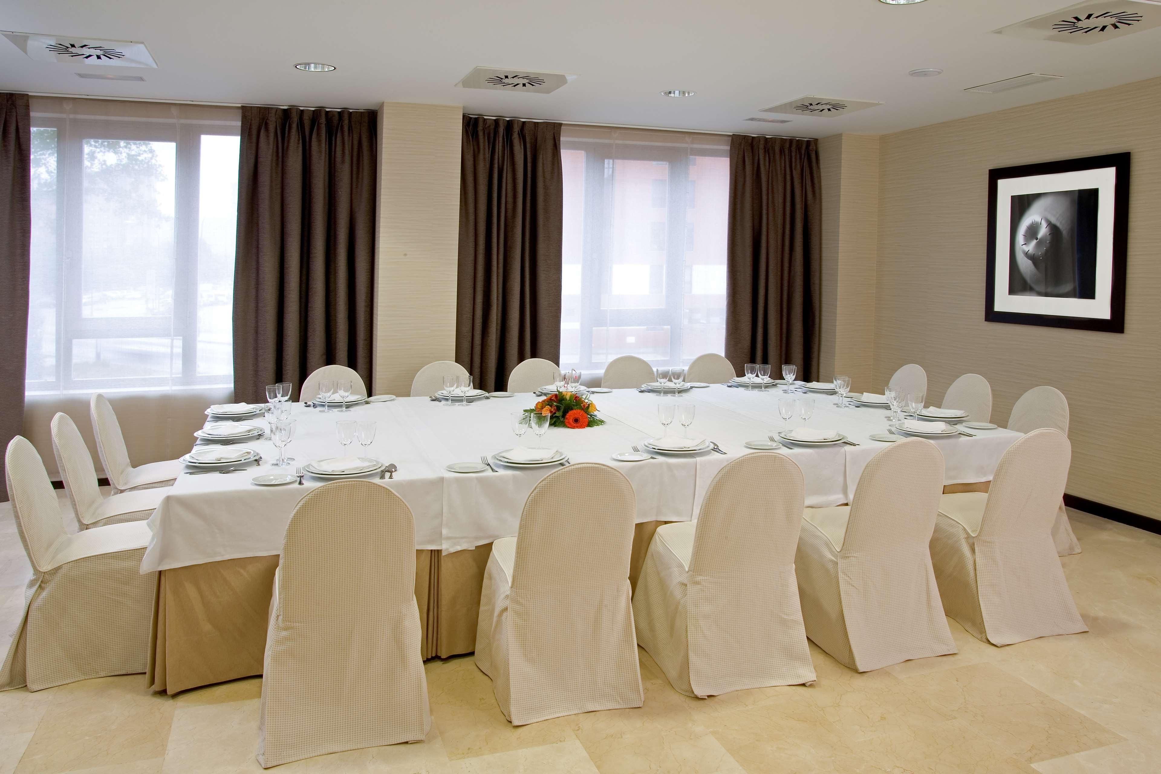 Nh Valladolid Balago Екстер'єр фото